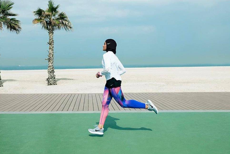 https://cdn.idntimes.com/content-images/post/20170308/nike-3-b3b3e4c7d9ba7d0aaee50f5a10032183.jpg