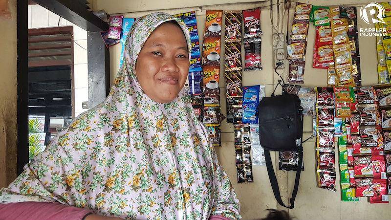 https://cdn.idntimes.com/content-images/post/20180517/pemilik-warung-b670a474509aab5c674373f36f3b64f7.jpg