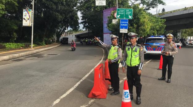 https://cdn.idntimes.com/content-images/post/20190501/pengamanan-hari-buruh-1-ac5bcdbd91bde2f20d8a8eaeb1b0f4b2.png