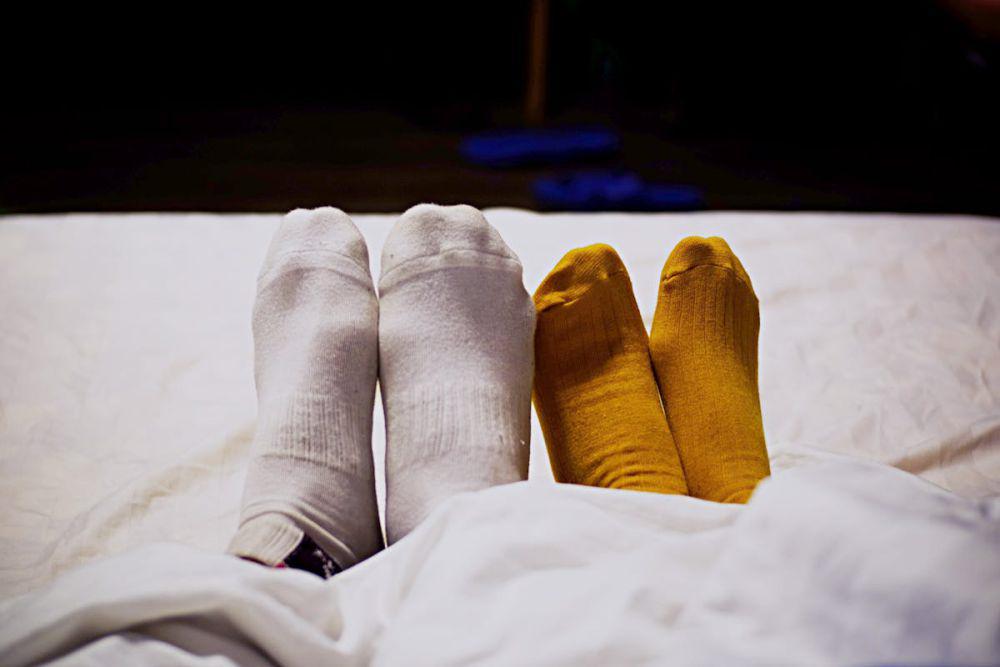 10 Cara Mengatasi Kaus Kaki Melar agar Awet dan Nyaman, Mudah Banget!