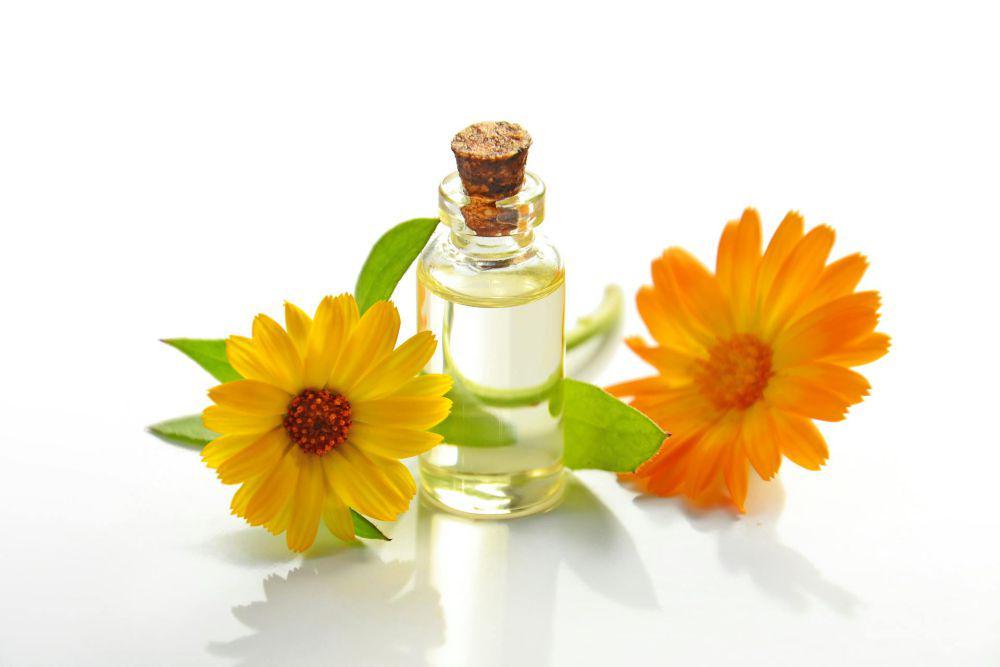 7 Notes Parfum yang Cocok Dipakai Siang Hari, Gak Bikin Pusing