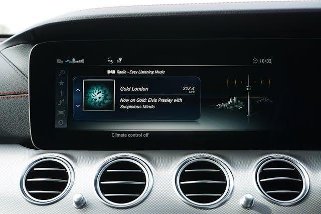 Berapa Biaya Pasang Head Unit Mobil? Ini Perkiraannya