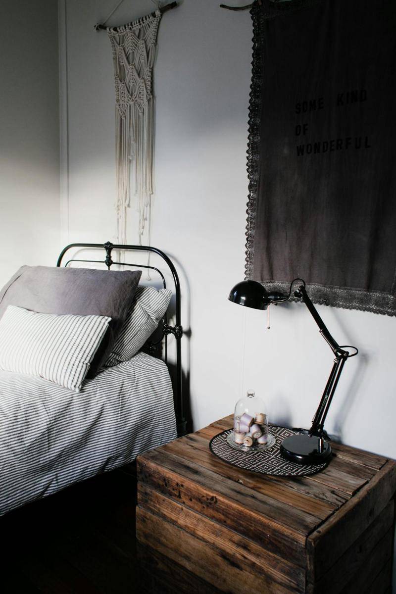 ilustrasi dekorasi macrame di kamar tidur (pexels.com/Rachel Claire)