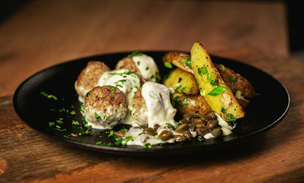 Resep Greek Meatballs ala Mediterania, Juicy dan Wangi Rempah!