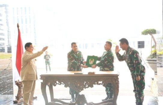 https://cdn.idntimes.com/content-images/post/20211105/prabowo-03-404350cd0f9073f145ad6910b690d80c.jpg