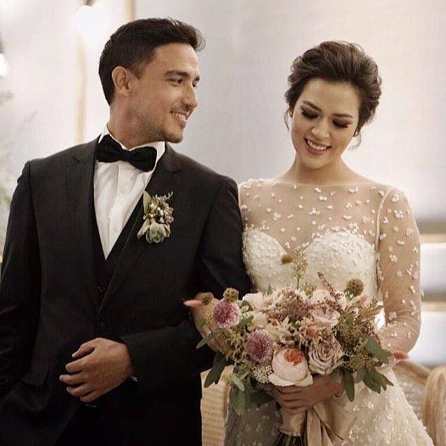 https://cdn.idntimes.com/content-images/post/20170903/raisa-hamish-7-cd8b22910ae156b831ffd9ab094abf29.jpg