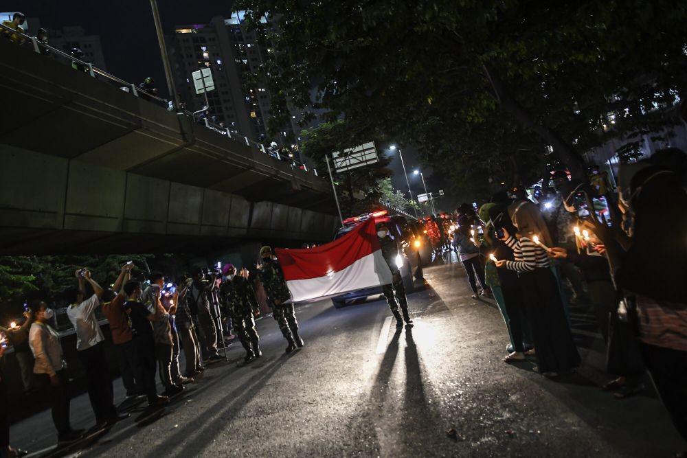 https://cdn.idntimes.com/content-images/post/20210625/rsz-antarafoto-tenaga-kesehatan-rsdc-wisma-atlet-meninggal-dunia-250621-mrh-3-5c440d8f43d9f95784ae6285002d1fdf.jpg