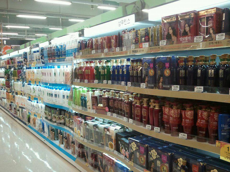 http://cdn.idntimes.com/content-images/post/20160118/shampoo-fc4cb9d74632c79510cb7e8737b0eba4.jpg