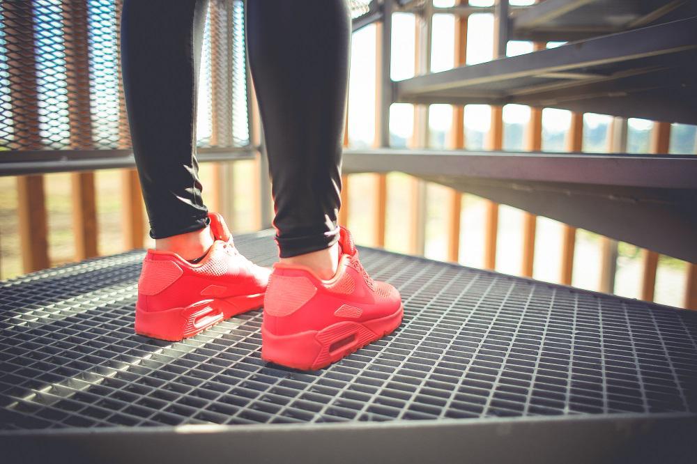 http://cdn.idntimes.com/content-images/post/20160803/shoes-e9b1b01a3cf0c0028deeef1c2306f6c2.jpg