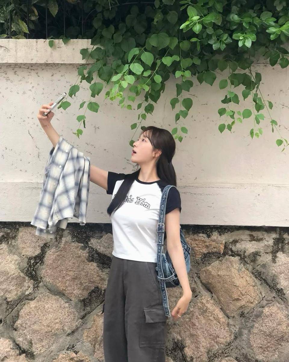 Lee Seo Kyung (instagram.com/seoroeo)