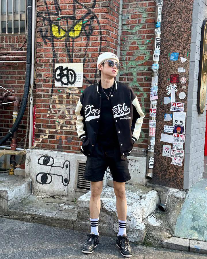 OOTD pakai jaket varsity ala Sood Yacht (instagram.com/s.yacht)