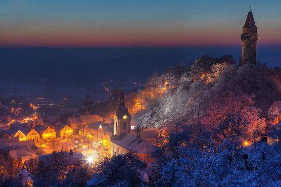 http://cdn.idntimes.com/content-images/post/20151224/tramberkcekoslovakia-d50fd36596aa6728f5ba3f6963d6e500.jpg