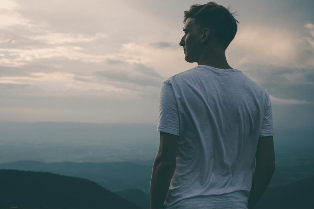 7 Kesalahan yang Dilakukan INTP Saat Menghadapi Quarter Life Crisis