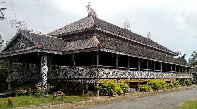 https://cdn.idntimes.com/content-images/post/20170816/wacanaco-rumah-lamin-623eb95f50eacc00366d3d131d285fc7.jpg