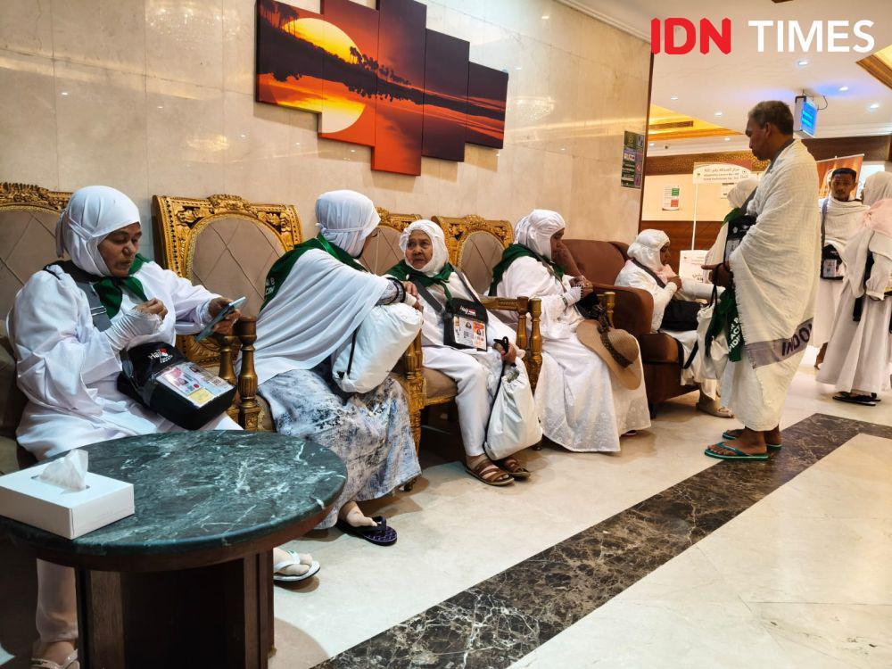 Jemaah haji saat hendak melakukan umrah (Media Center Haji/Rochmanudin)