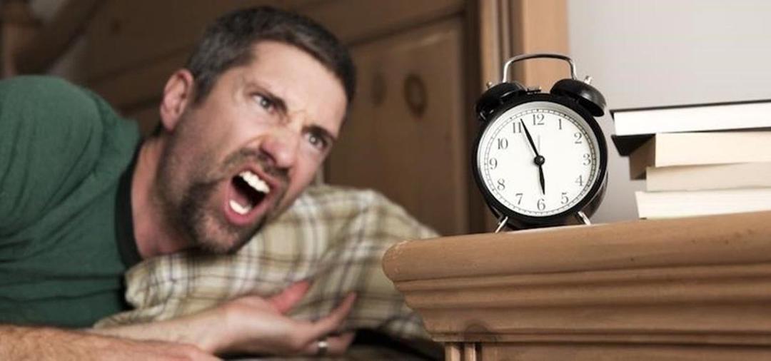 http://cdn.idntimes.com/content-images/post/20160530/woke-up-before-your-alarm-stay-awake-dont-go-back-sleep1280x600-085092248a0e3ccb152bd80edc13b7a3.jpg