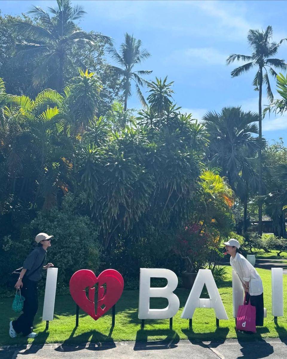 cast Resident Playbook di Bali (instagram.com/jijijiyoon)