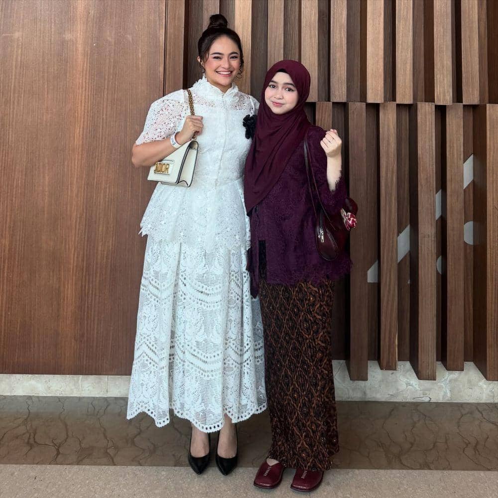 artis hadiri kelulusan sekolah anak (instagram.com/marshanda99)