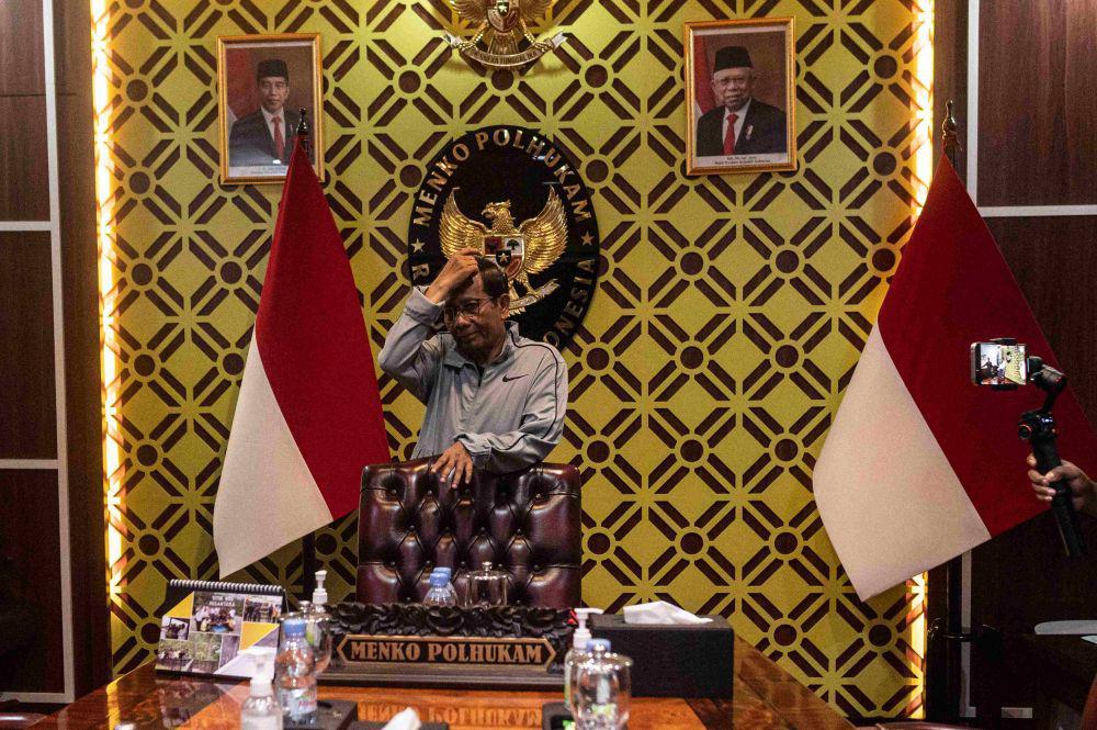https://cdn.idntimes.com/content-images/post/20240202/antarafoto-mahfud-kemasi-barang-pribadi-020224-aaa-5-11zon-ae611642c6e19380c0f76bc3cbf0b99d.jpg