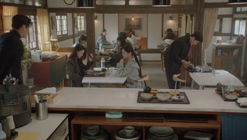 8 Kondisi Restoran Jungjae Pasca Ditinggal Mo Yeon Joo, Kacau!