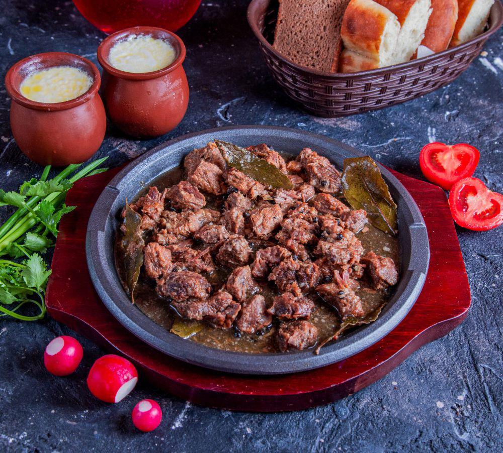 7 Resep Olahan Daging Sapi Kurban Khas Jawa Timur, Bikinnya Mudah