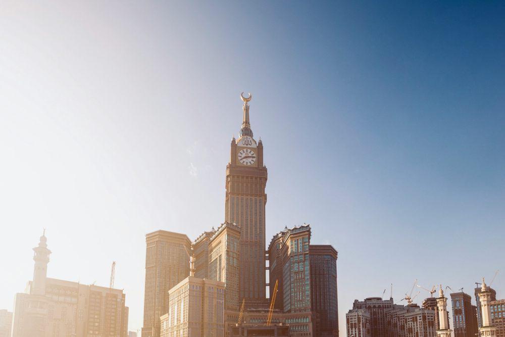 5 Fakta Menarik Makkah Tower, Menara Jam Tertinggi di Dunia