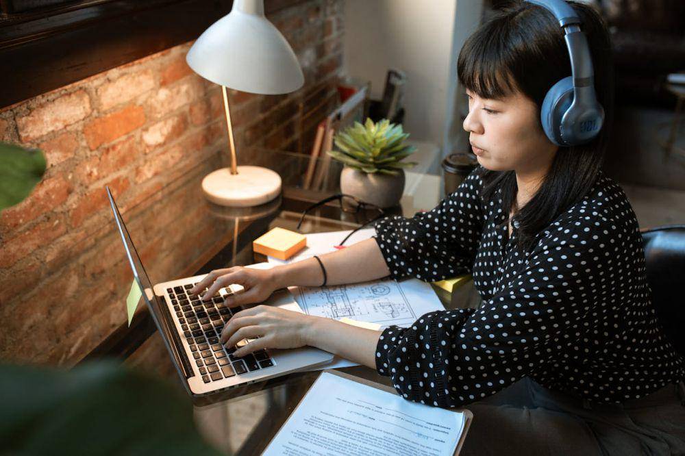 ilustrasi investasi kecil (pexels.com/RDNE Stock project)