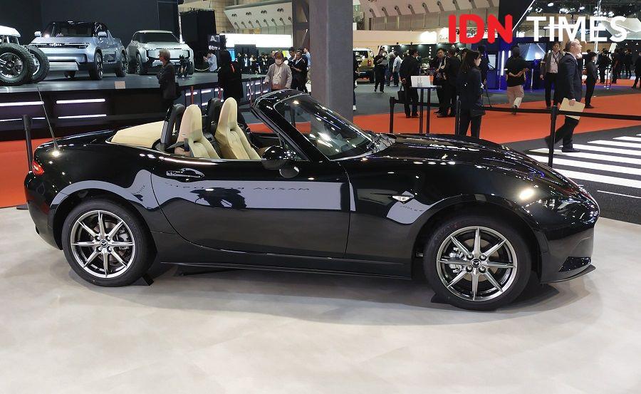 https://cdn.idntimes.com/content-images/post/20231101/roadster-rf-11-0e03e6b79fe80bc3eb3333d94095b989.jpg