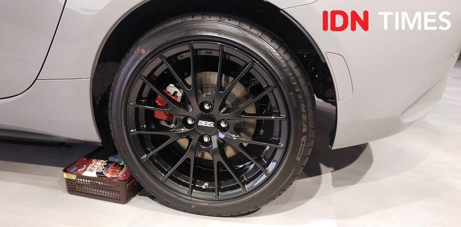 https://cdn.idntimes.com/content-images/post/20231101/roadster-rf-18-db67962f79767740247fdec7b066a05f.jpg