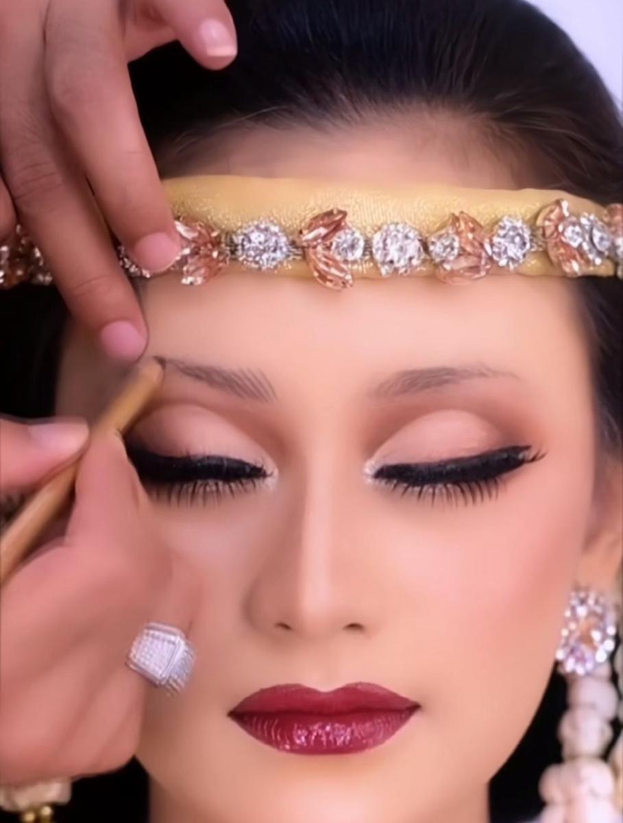 https://cdn.idntimes.com/content-images/post/20240211/screenshot-20240211-083342-instagram-5df04f1b05a60b0ba60af8f2aa0bf69c.jpg