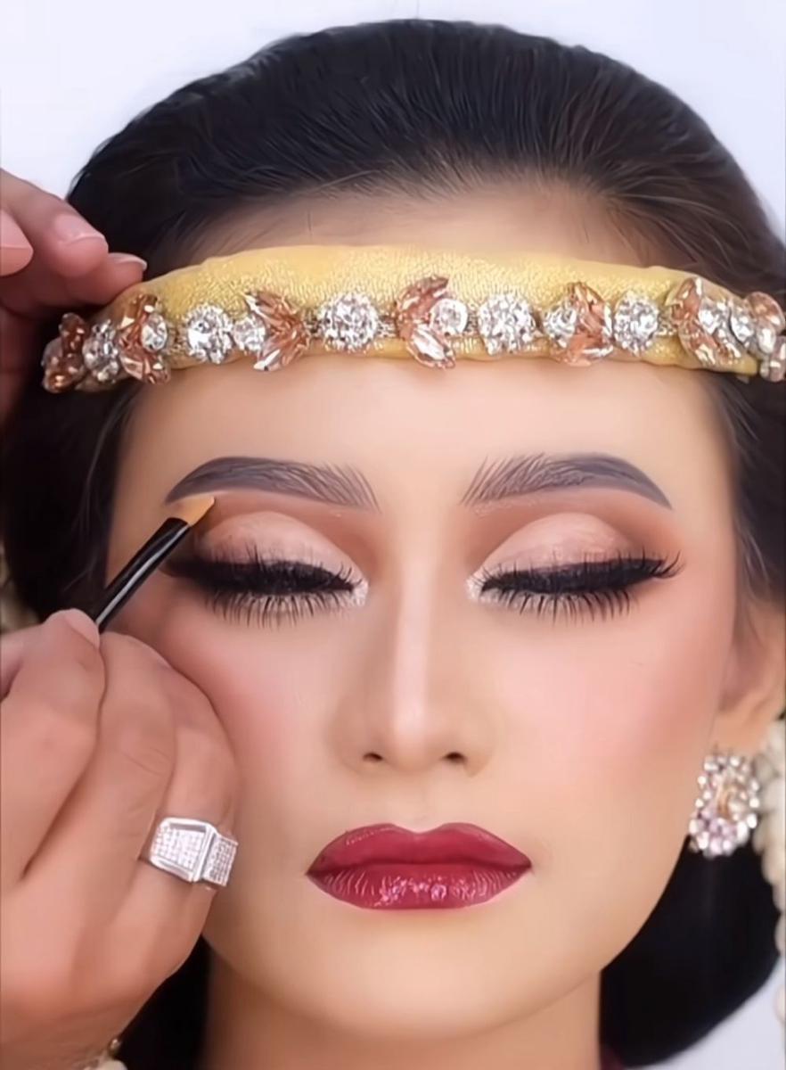 https://cdn.idntimes.com/content-images/post/20240211/screenshot-20240211-083406-instagram-bff2341f5b2036e205a76c52ac3282be.jpg