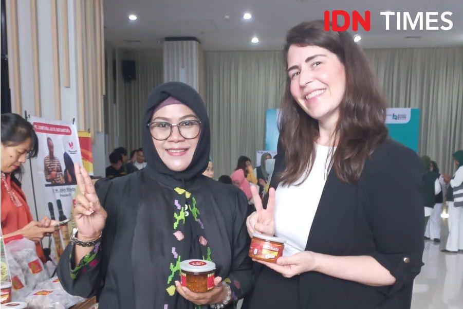 Lewat Layar, Bumbu Rana Menembus Batas Negeri