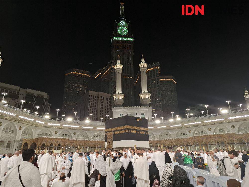 Jemaah haji saat menunaikan tawaf di Masjidil Haram. (Media Center Haji)