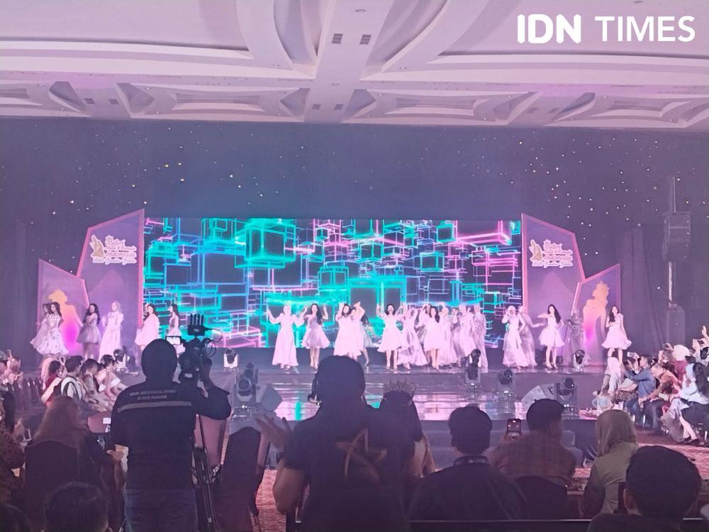 Melihat Sorak Sorai Parade Puteri Anak-Remaja Indonesia Sumsel 2025