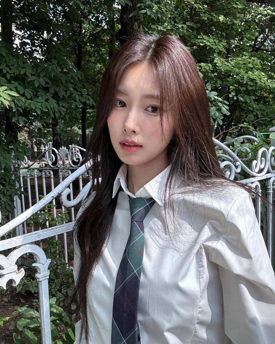 potret Kang Hye Won (instagram.com/hyemhyemu)