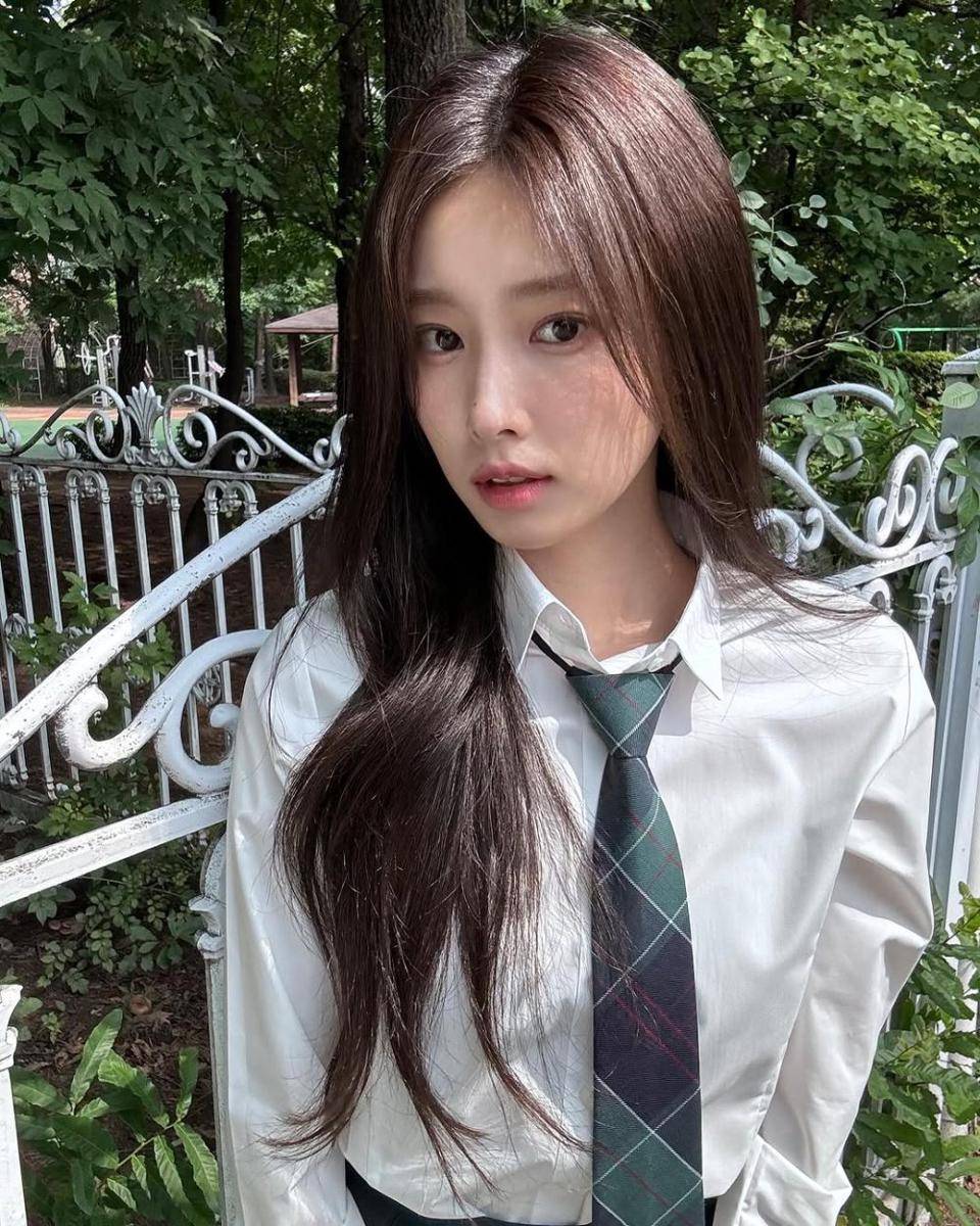 potret Kang Hye Won (instagram.com/hyemhyemu)