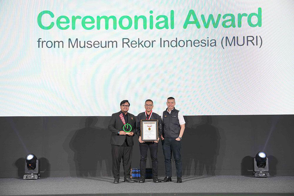 Latih 7.800 Instalatur Listrik, Schneider Electric Cetak Rekor MURI