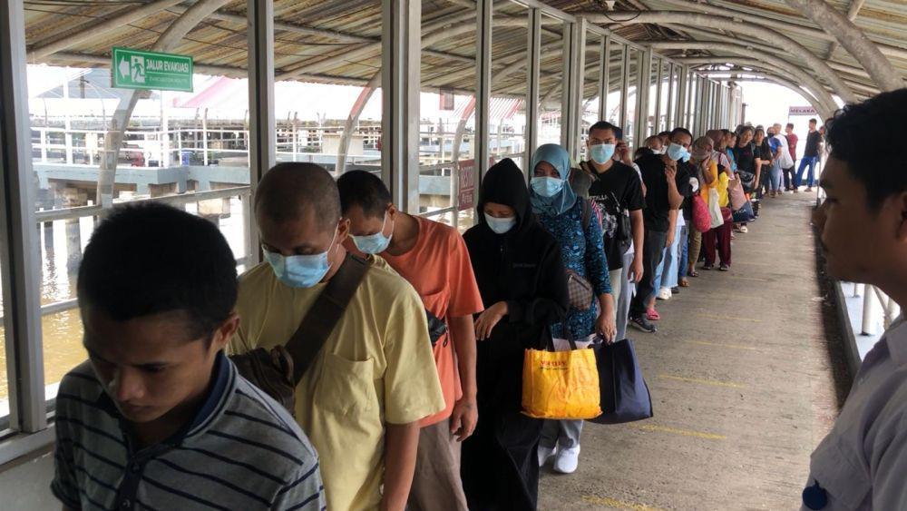 Menteri P2MI Sambut Kepulangan 196 PMI Ilegal di Riau