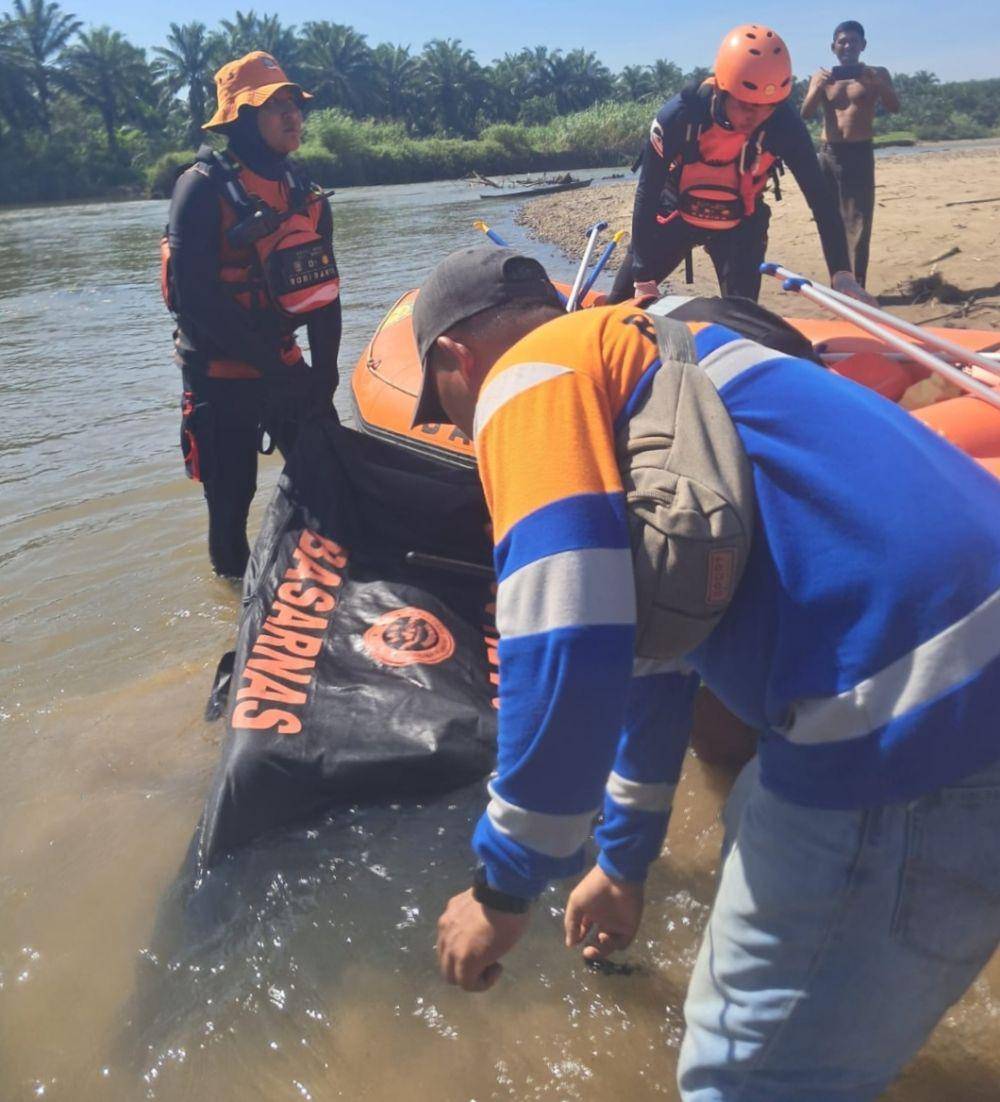 Jasad seorang remaja ditemukan di Sungai Barumun (Dok. Istimewa)