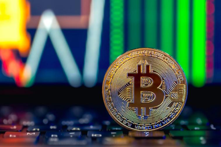 Ilustrasi bitcoin (freepik.com)