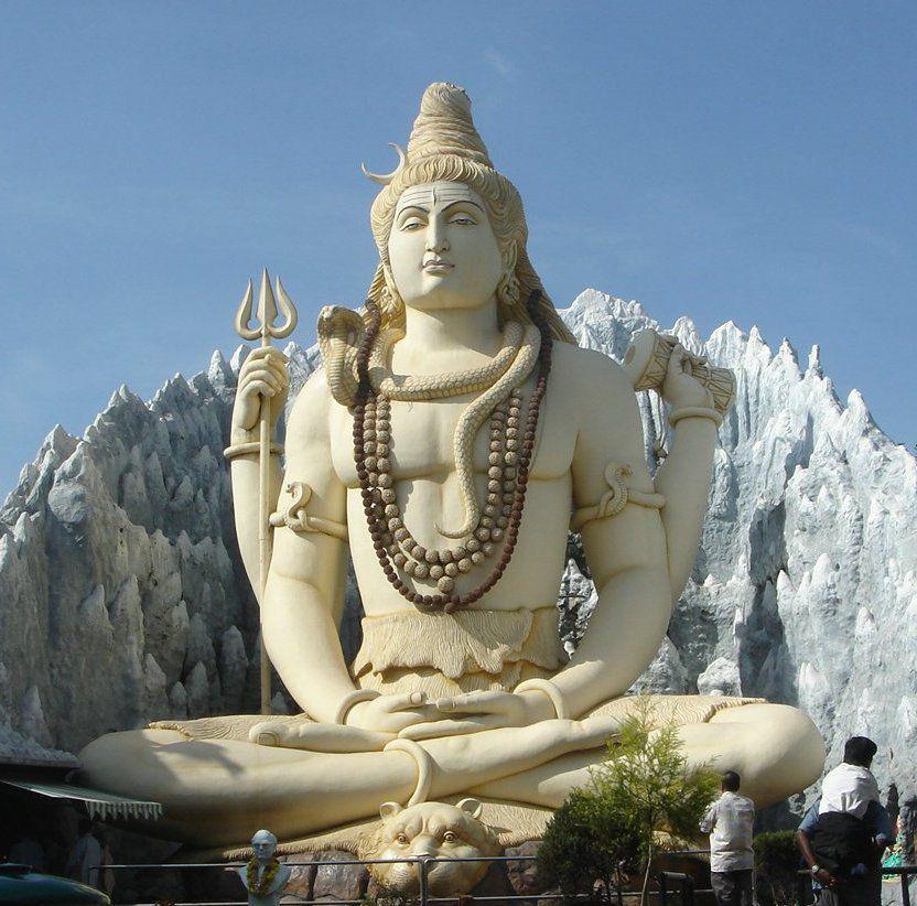 patung Shiva (commons.wikimedia.org/Kalyan Kumar)