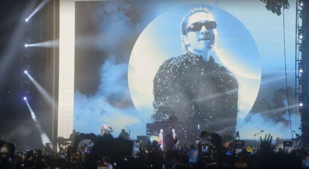 momen penampilan G-Dragon di HITC LA 2025 (youtube.com/88rising)