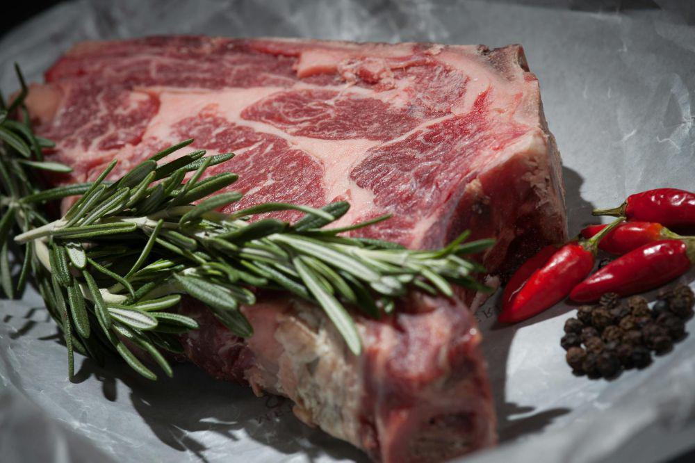 5 Tips Merebus Tulang Kambing agar Empuk dan Kuahnya Jernih