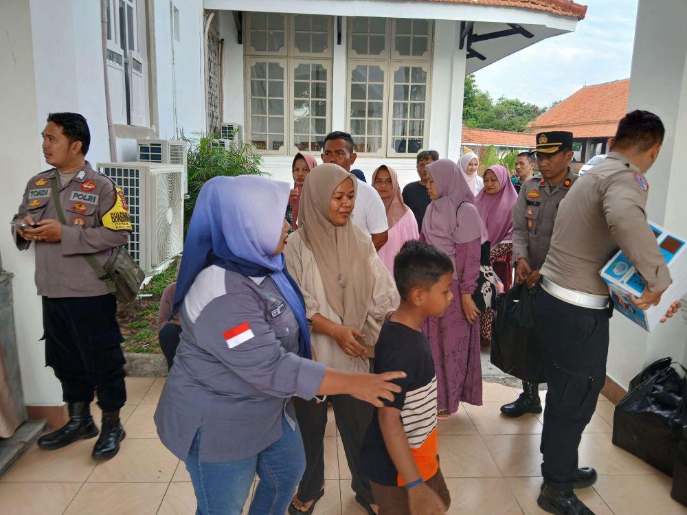 Santunan Rp50 Juta untuk Keluarga Korban Longsor Gunung Kuda