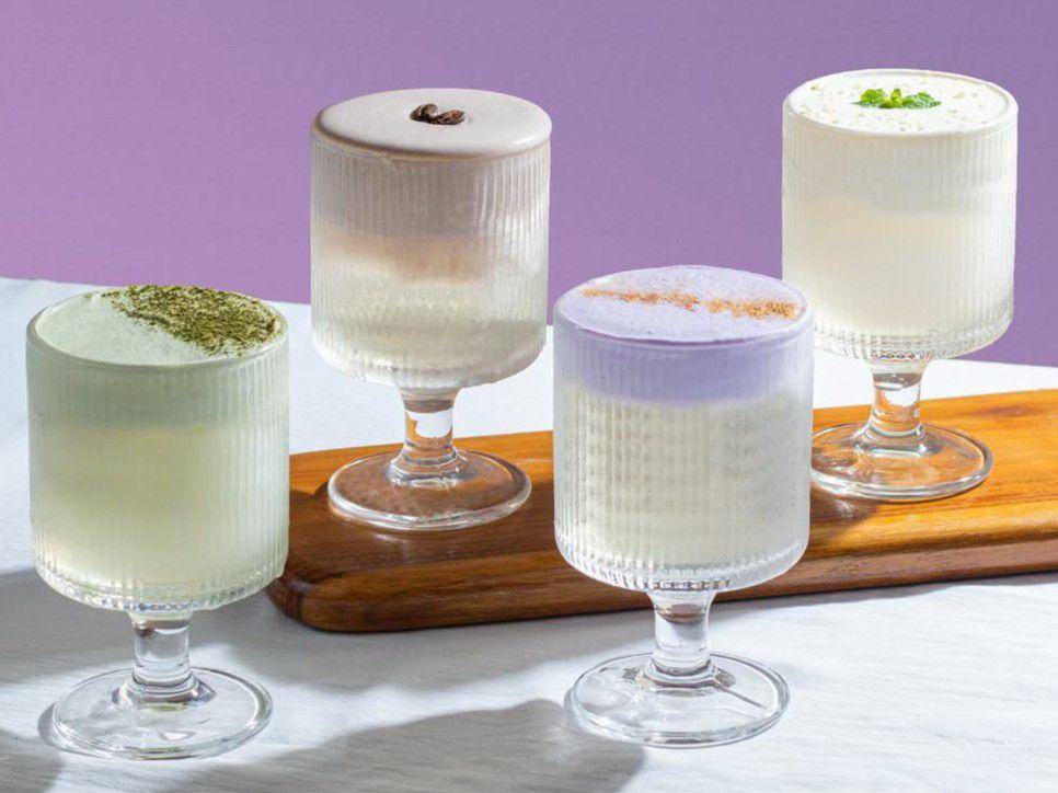 minuman coconut based di Bloomery Patisserie (instagram.com/bloomerypatisserie)