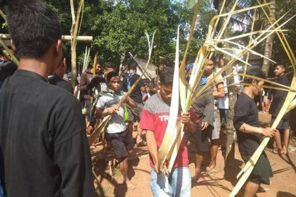 Suku Baduy melaksanakan tradisi Seren Taun (ANTARA/Mansyur Suryana)