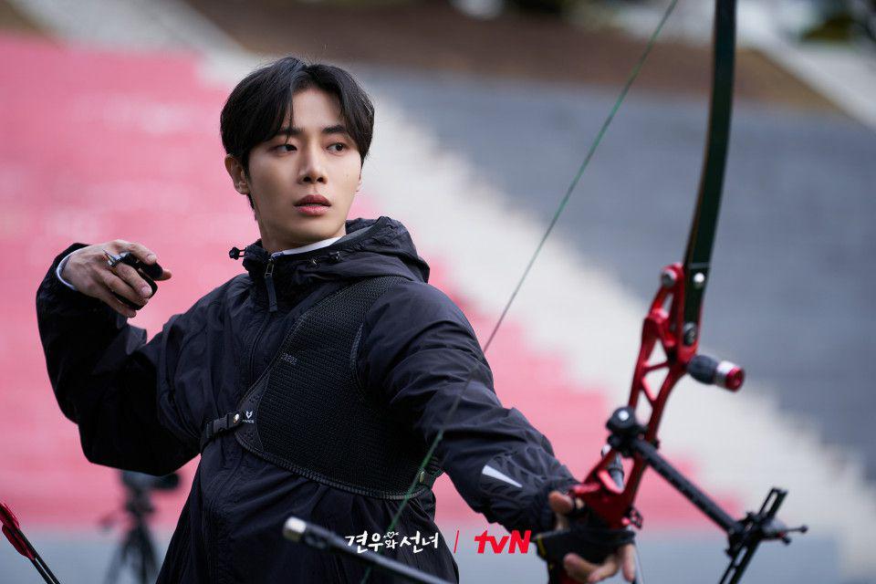 Fakta Peran Choo Young Woo di Head Over Heels, Jadi Anak SMA Lagi!