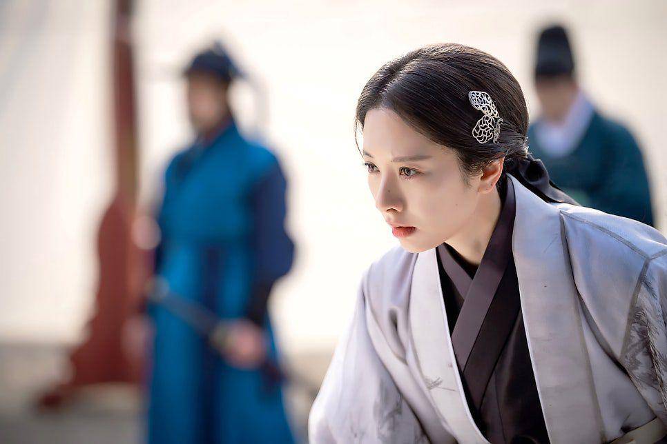 Bona WJSN di The Haunted Palace (dok. SBS/The Haunted Palace)