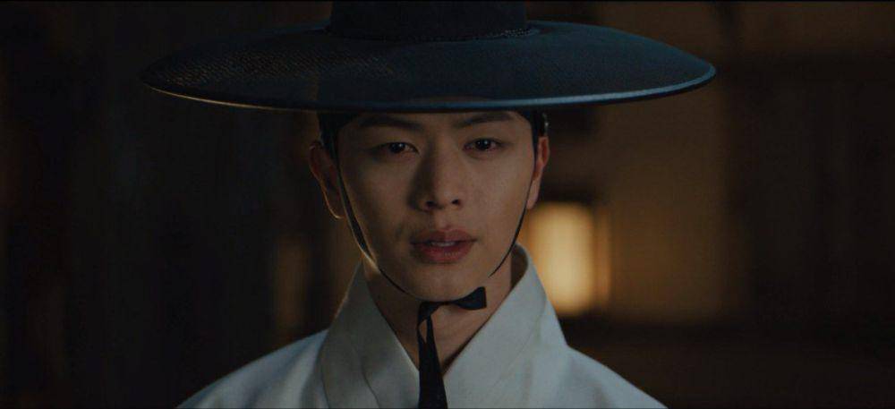 Yook Sung Jae di The Haunted Palace (dok. SBS/The Haunted Palace)