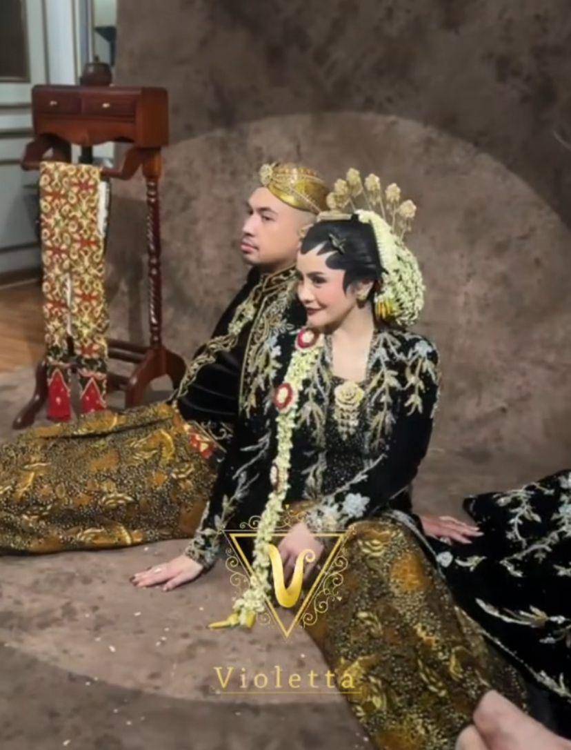 pemotretan prewedding Mawar AFI dan Kevin Wazeng (Instagram.com/sanggarvioletta)